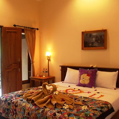 Pande Guest House Pemuteran Buitenkant foto