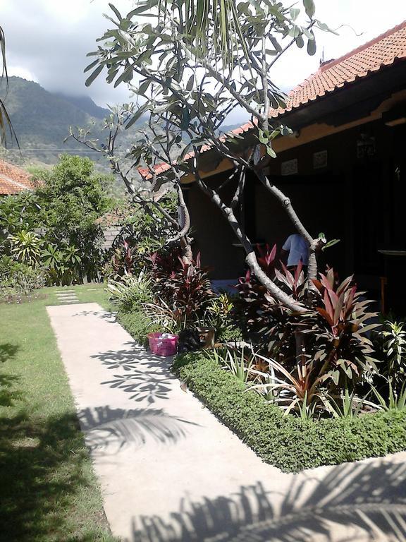 Pande Guest House Pemuteran Buitenkant foto